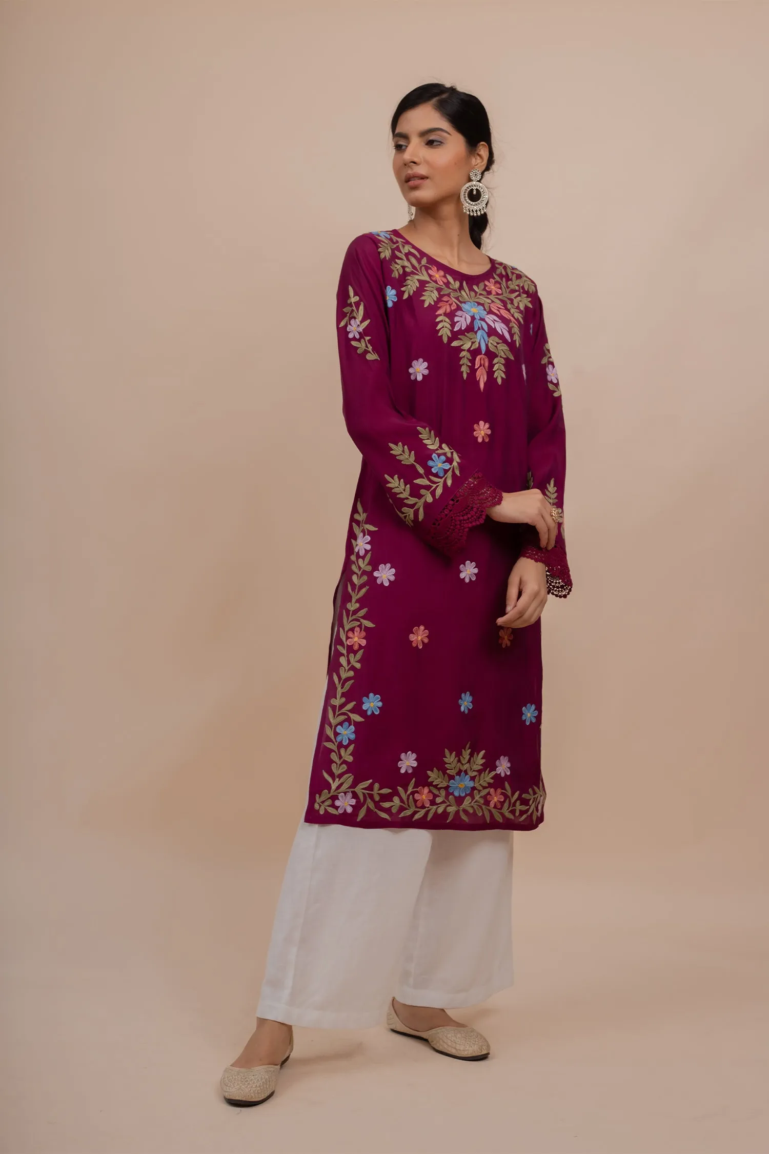 Falak Kashmiri Long Kurta In Burgundy Muslin With Aari