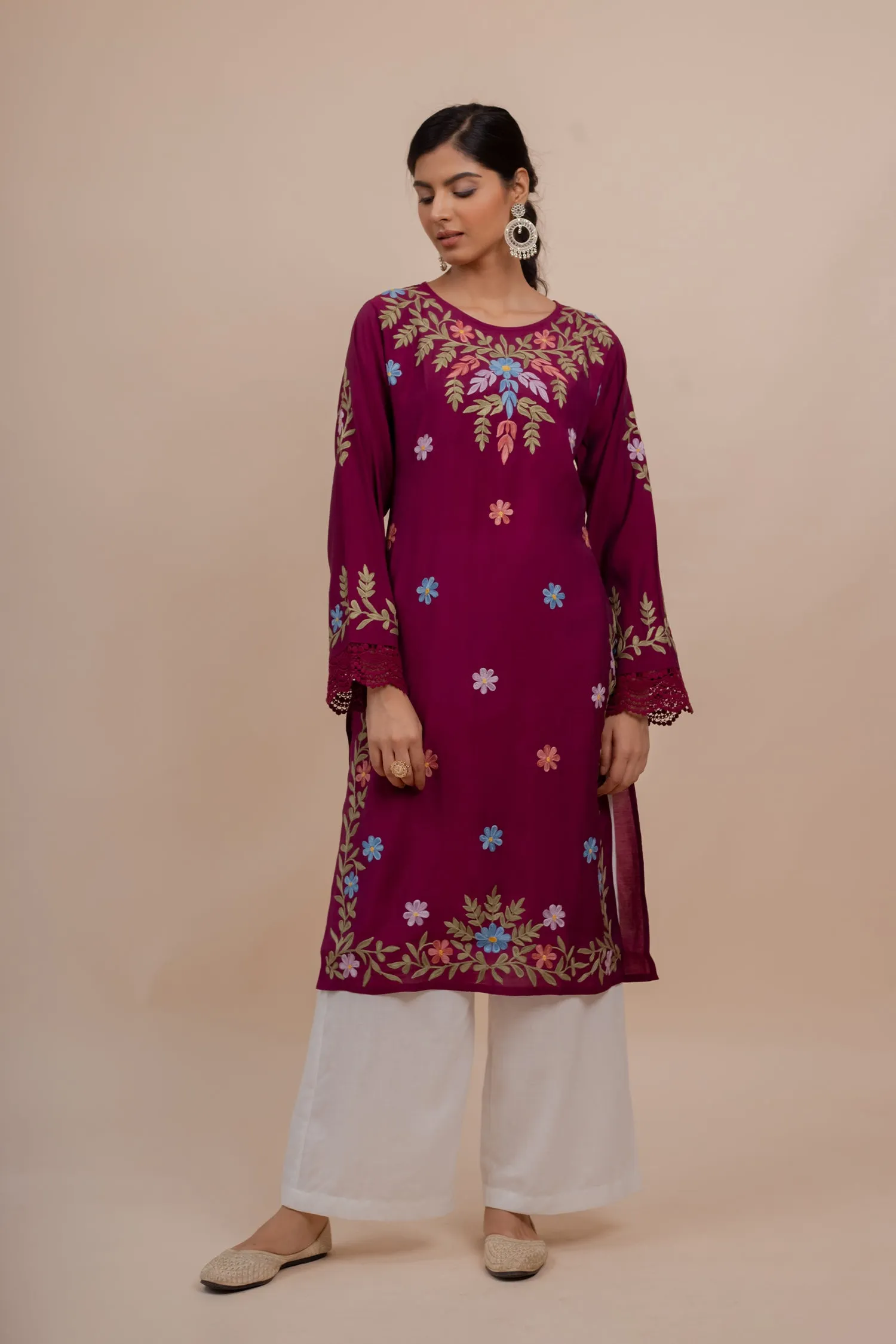 Falak Kashmiri Long Kurta In Burgundy Muslin With Aari