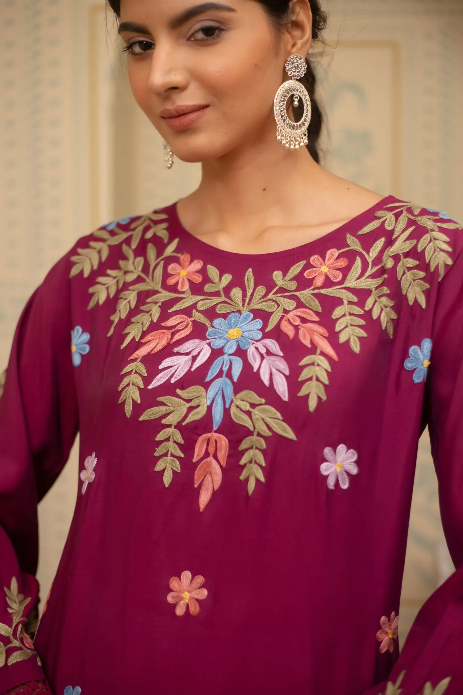 Falak Kashmiri Long Kurta In Burgundy Muslin With Aari