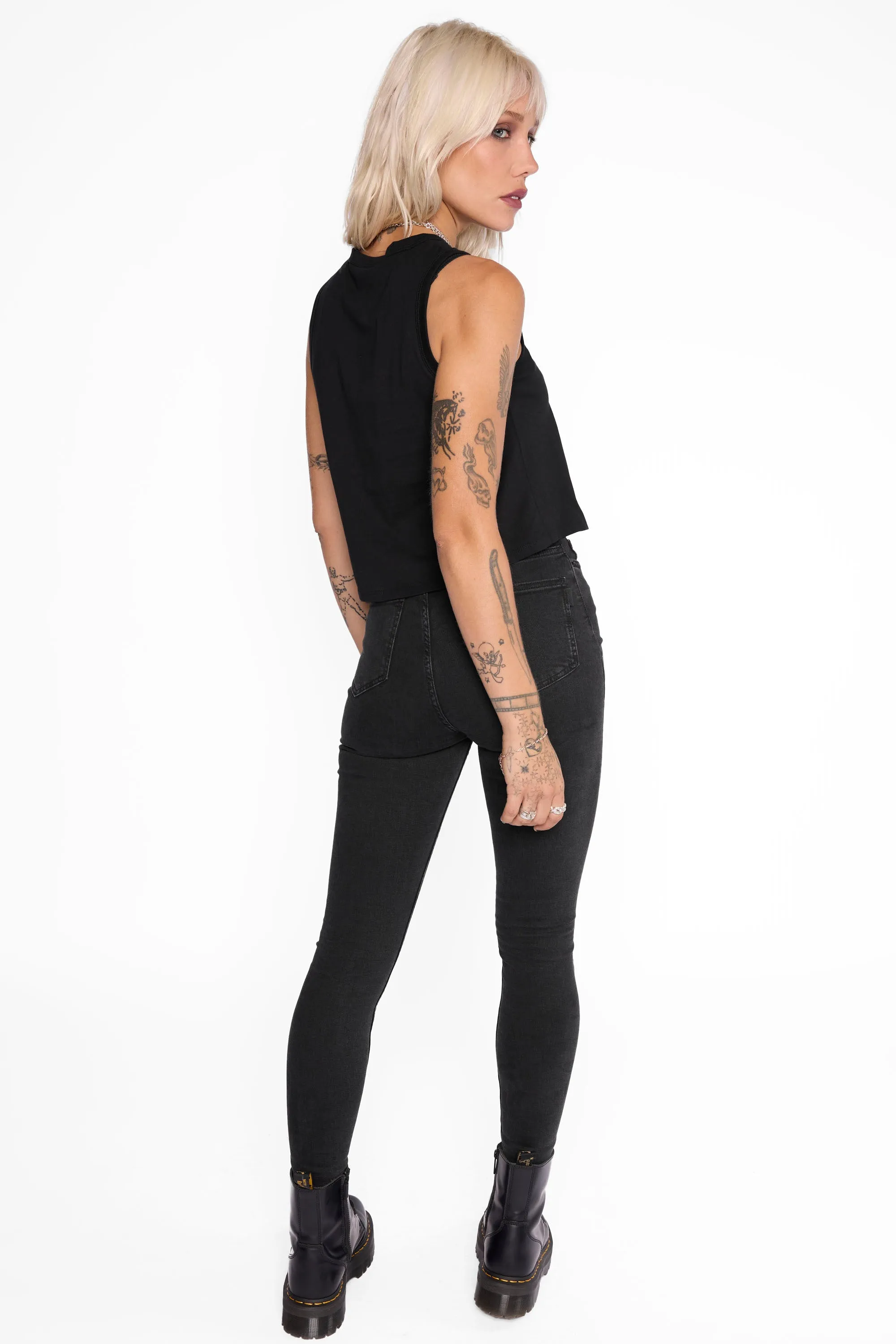 Lourdes Cropped Vest